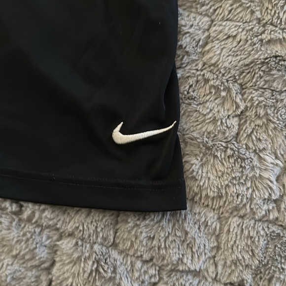 Nike Shorts - Picture 2 of 3